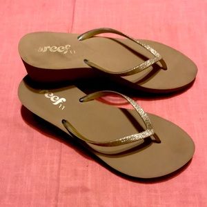 Reef Women’s Flip Flops Size11